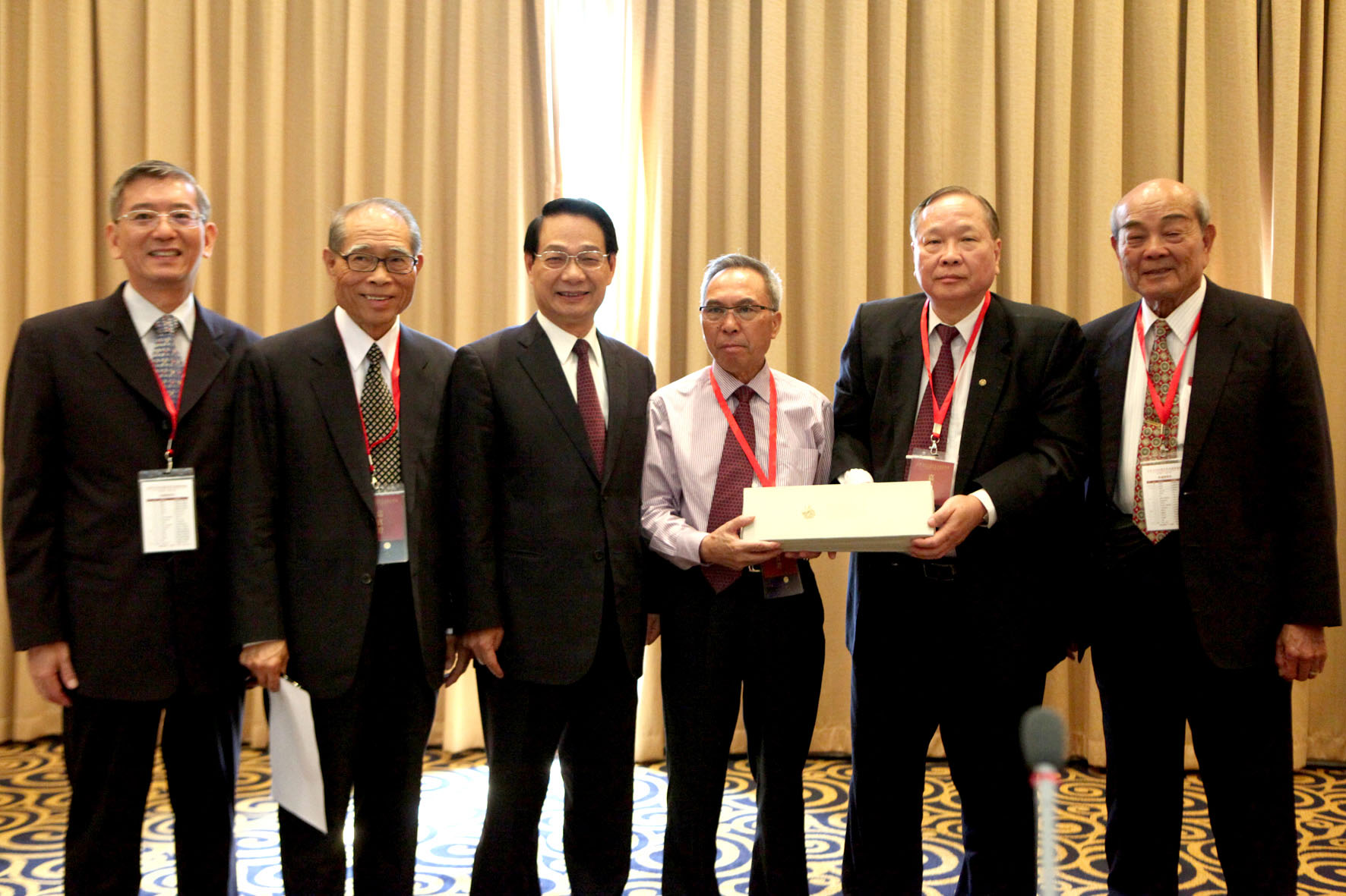 ̫ƽ����102����ǿ��̨���ϯ�����������ױ���ίԱ���������